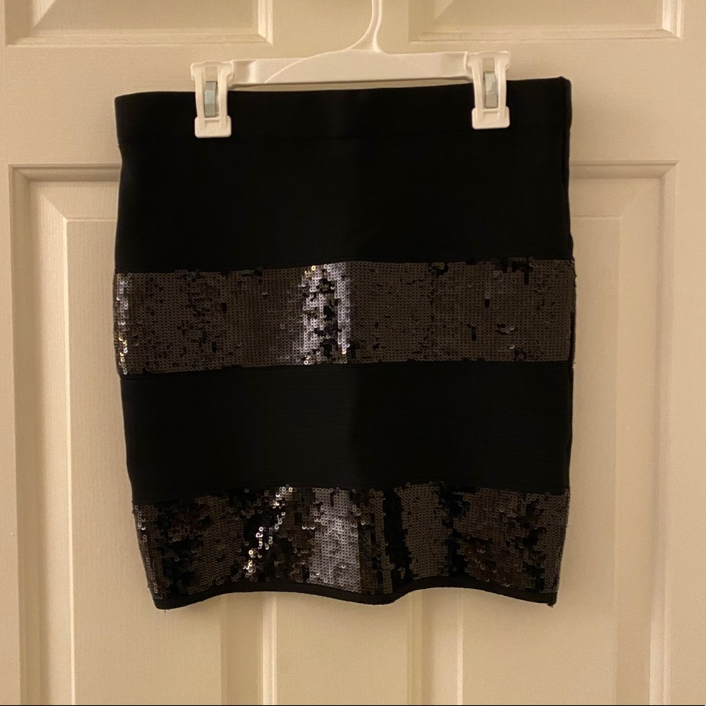 Guess sequin bandage mini skirt - size M